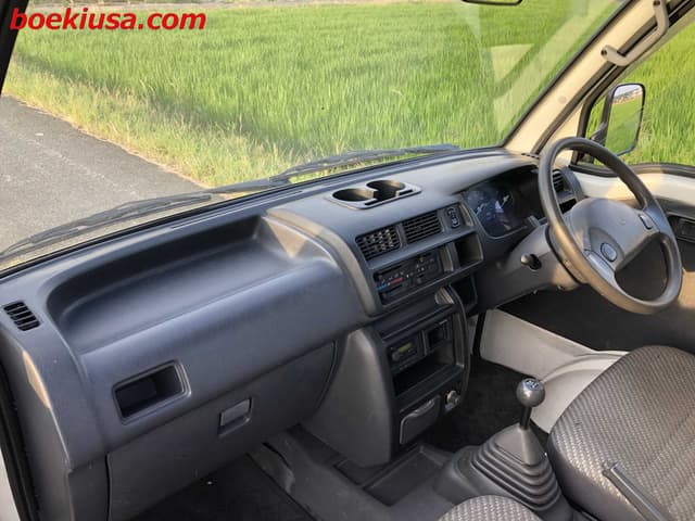 1999 Daihatsu Hijet JDM car for sale — photo 9 of 21