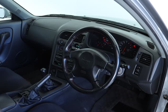 1998 Nissan Skyline JDM car for sale — photo 8 of 25