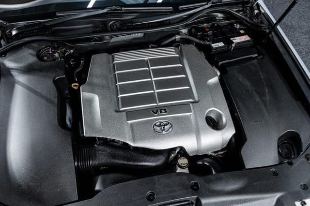 2009 Toyota Majesta JDM car for sale — photo 20 of 20