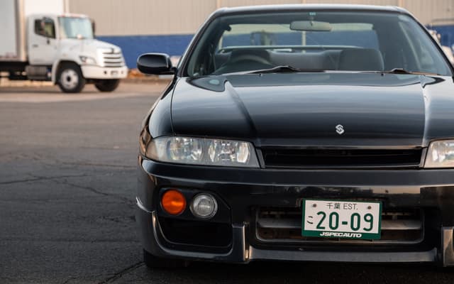 1996 Nissan Skyline JDM car for sale — photo 4 of 12