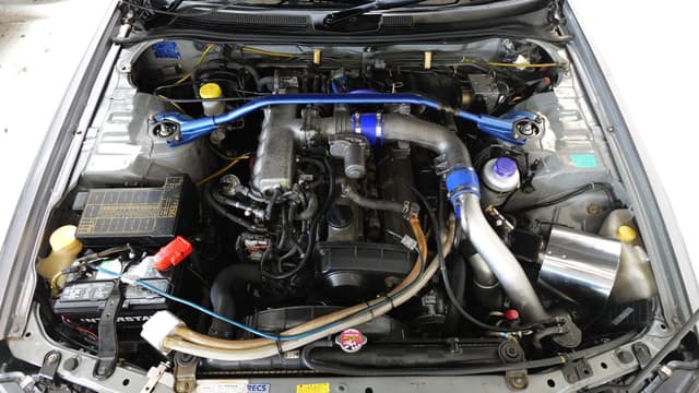 1999 Nissan Skyline JDM car for sale — photo 13 of 16