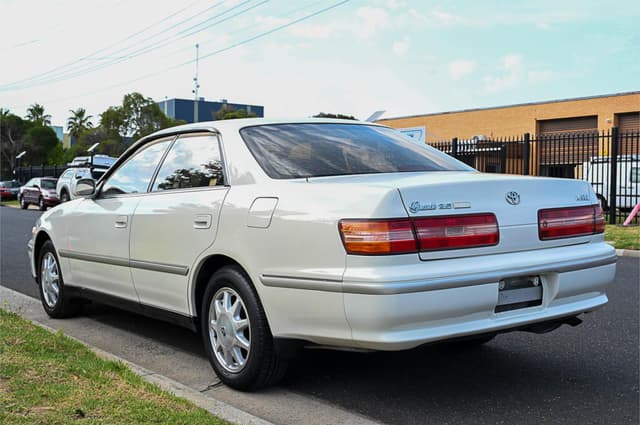 1998 Toyota Chaser JDM car for sale — photo 8 of 21
