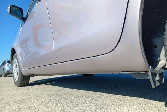 2010 Toyota Vitz JDM car for sale — photo 19 of 25