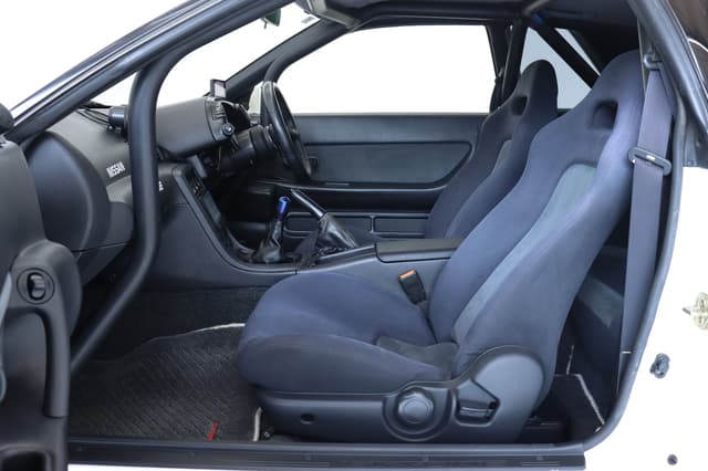 1994 Nissan Skyline JDM car for sale — photo 13 of 25