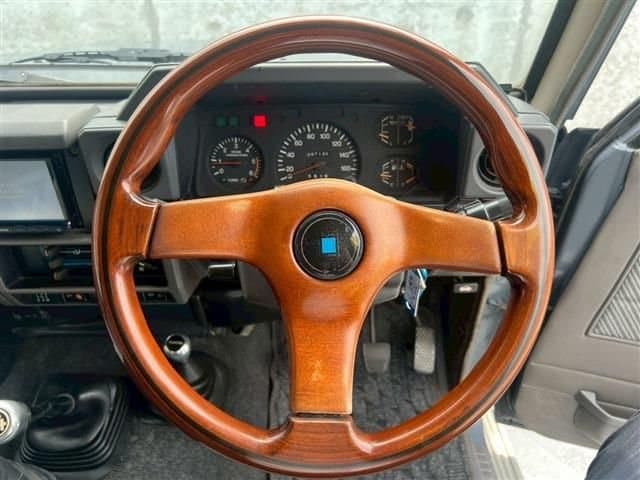 1991 Toyota Land Cruiser Prado JDM car for sale — photo 4 of 25