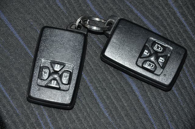 2010 Toyota Voxy JDM car for sale — photo 24 of 25