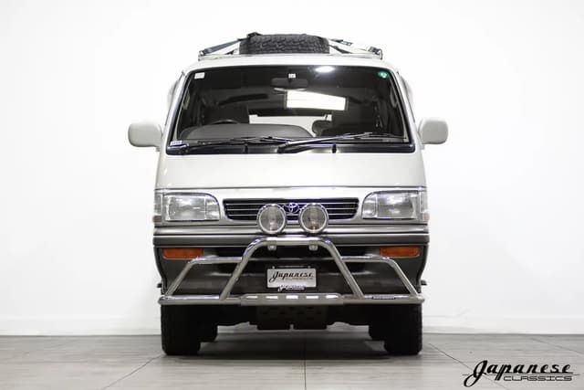 1995 Toyota HiAce JDM car for sale — photo 2 of 25