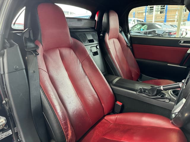 2006 Mazda Roadster (Eunos Roadster / MX-5) JDM car for sale — photo 10 of 25