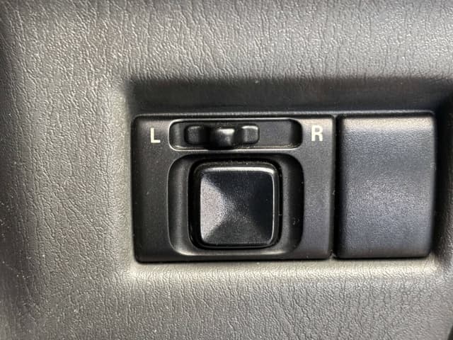 1999 Suzuki Jimny JDM car for sale — photo 18 of 25