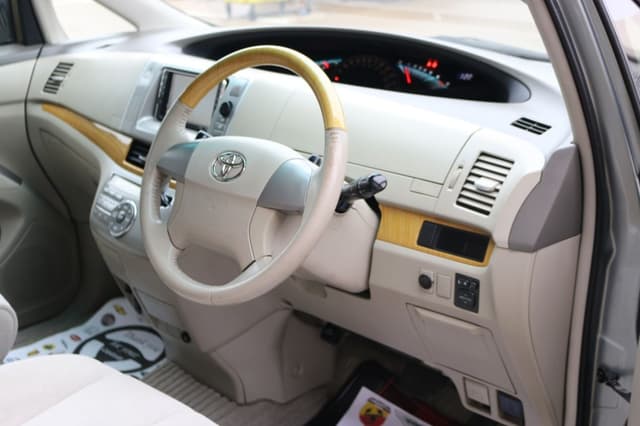 2007 Toyota JDM car for sale — photo 22 of 25