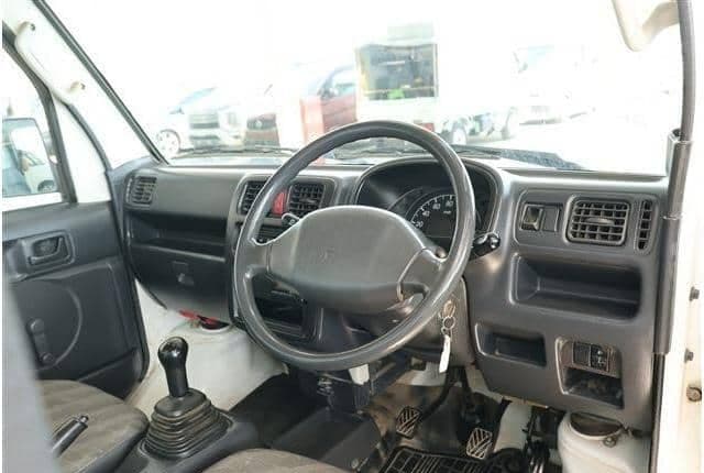 2011 Suzuki Carry JDM car for sale — photo 2 of 25