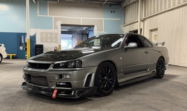 2000 Nissan Skyline JDM car for sale — photo 14 of 25