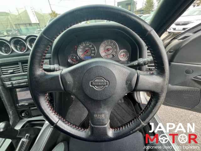 1998 Nissan Skyline JDM car for sale — photo 9 of 12