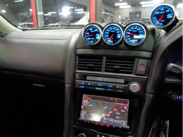 1999 Nissan Skyline JDM car for sale — photo 9 of 11