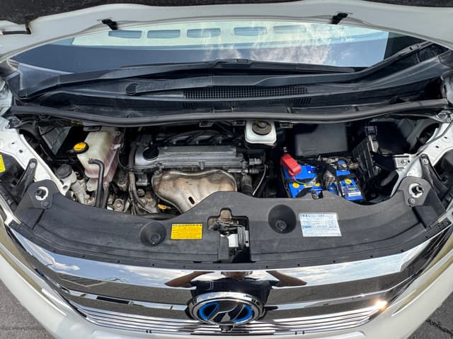 2011 Toyota Vellfire JDM car for sale — photo 4 of 25