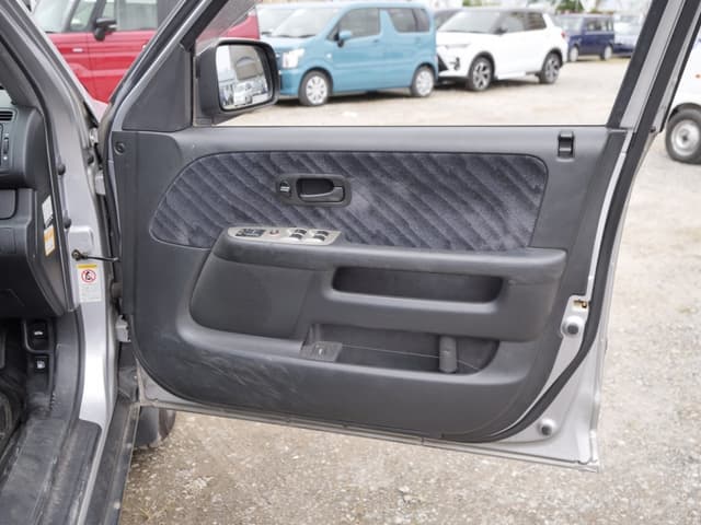 2001 Honda CR-V JDM car for sale — photo 25 of 25