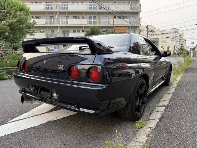 1991 Nissan Skyline JDM car for sale — photo 13 of 20
