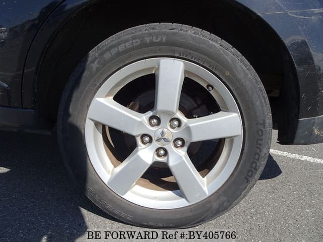 2006 Mitsubishi Outlander JDM car for sale — photo 10 of 25