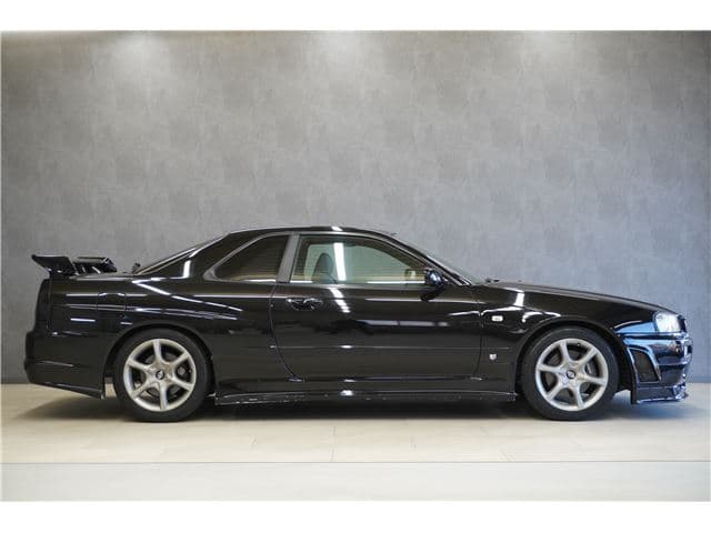 2001 Nissan Skyline JDM car for sale — photo 7 of 25