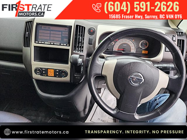2006 Nissan Serena JDM car for sale — photo 11 of 13