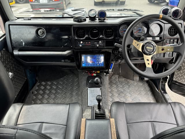 1995 Suzuki Jimny JDM car for sale — photo 5 of 25