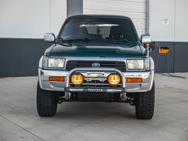 1995 Toyota Hilux Surf JDM car for sale — photo 2 of 24