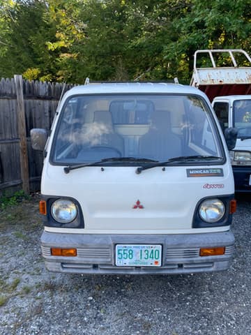 1991 Mitsubishi Minicab JDM car for sale — photo 2 of 10
