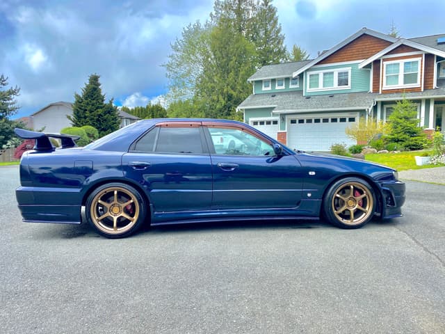 1998 Nissan Skyline JDM car for sale — photo 8 of 19