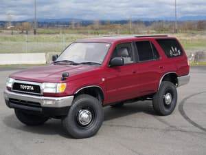 1998 Toyota Hilux Surf JDM car for sale