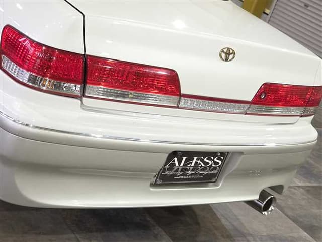 1999 Toyota Mark II JDM car for sale — photo 11 of 25