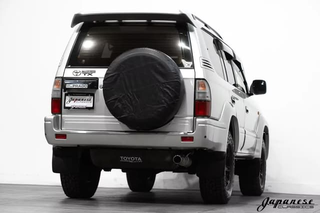 1999 Toyota Land Cruiser JDM car for sale — photo 8 of 25