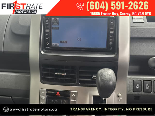 2007 Toyota Noah JDM car for sale — photo 16 of 19