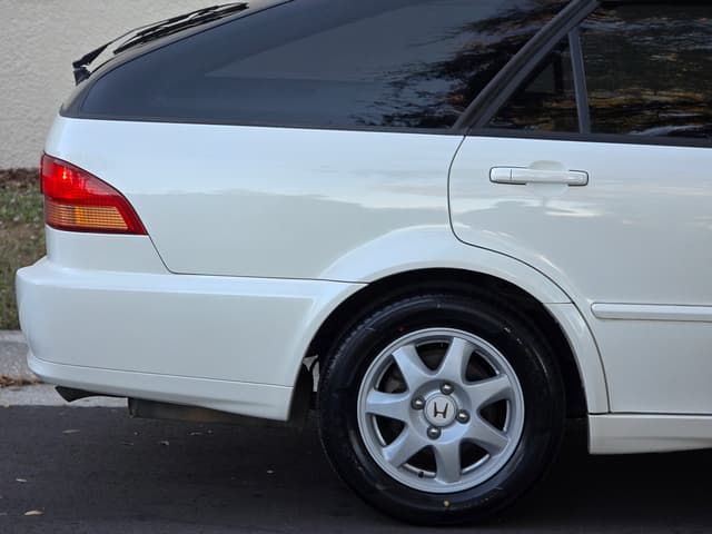 1998 Honda Accord JDM car for sale — photo 3 of 23