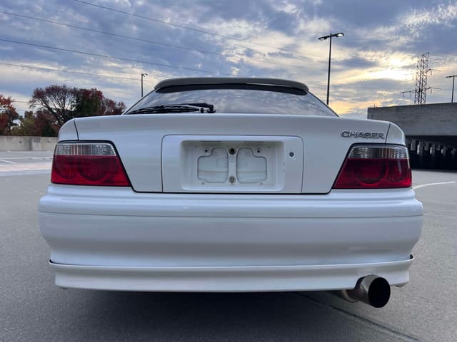 1998 Toyota Chaser JDM car for sale — photo 17 of 27