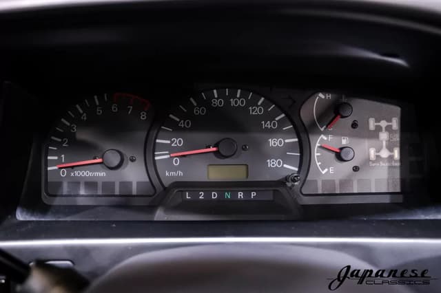 1994 Mitsubishi Delica JDM car for sale — photo 12 of 25