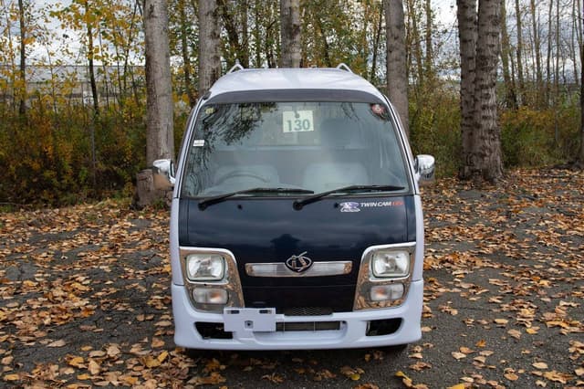 1997 Daihatsu Hijet JDM car for sale — photo 2 of 15
