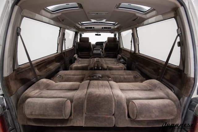 1995 Toyota HiAce JDM car for sale — photo 23 of 25