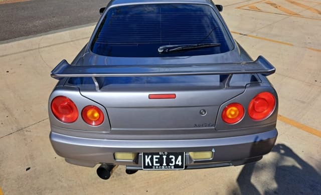 1998 Nissan Skyline JDM car for sale — photo 3 of 11