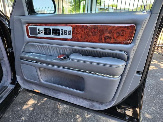1998 Toyota Century JDM car for sale — photo 9 of 24