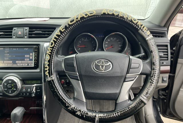 2009 Toyota Mark X JDM car for sale — photo 11 of 25