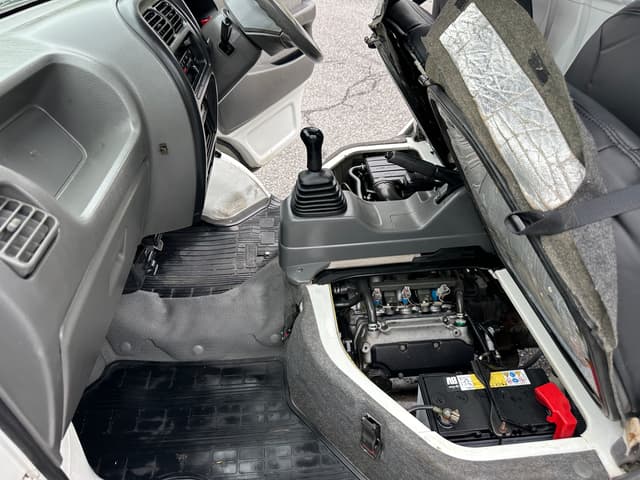 2001 Suzuki Carry JDM car for sale — photo 15 of 16