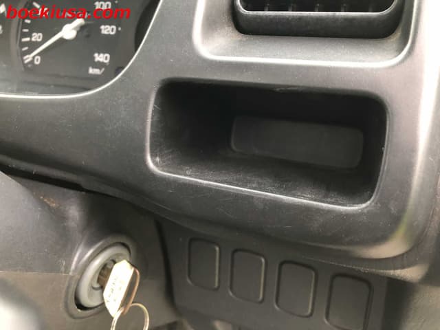 1999 Daihatsu Hijet JDM car for sale — photo 16 of 22