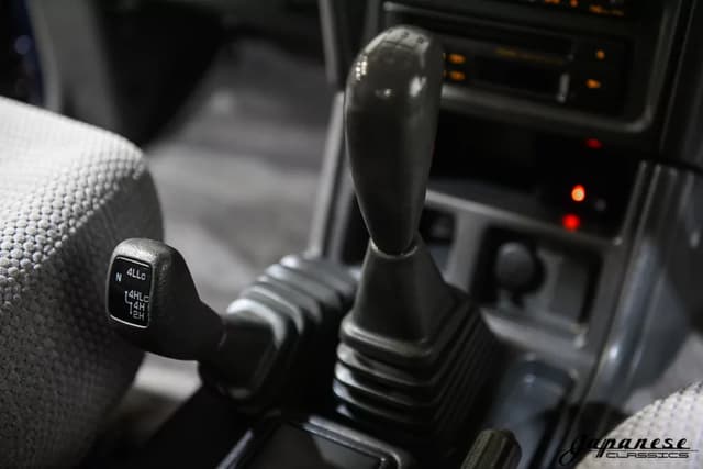 1995 Mitsubishi Pajero JDM car for sale — photo 12 of 25