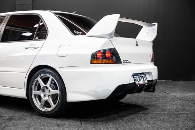 2003 Mitsubishi Lancer Evolution JDM car for sale — photo 5 of 20