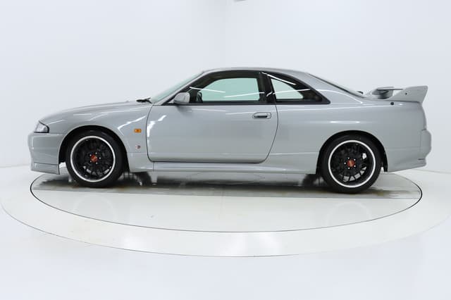 1997 Nissan Skyline JDM car for sale — photo 5 of 6