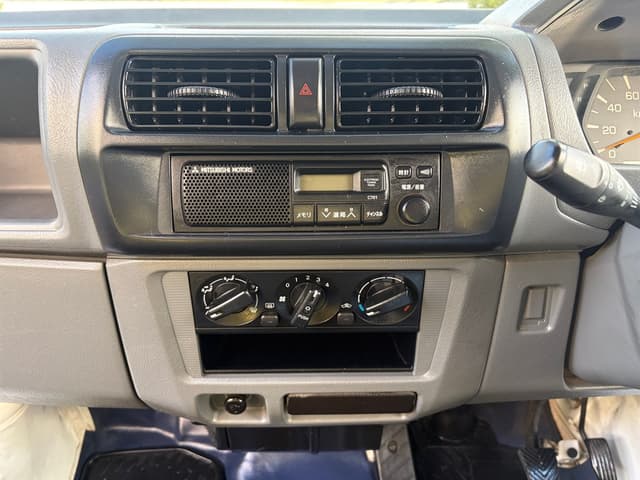 1999 Mitsubishi Minicab JDM car for sale — photo 17 of 19