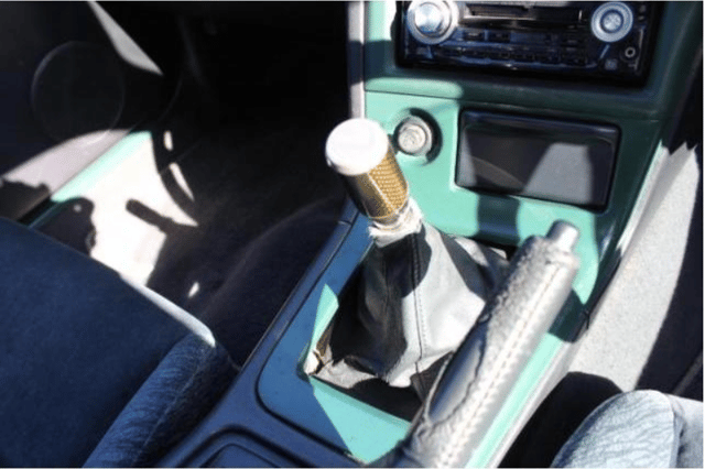 1996 Nissan Skyline JDM car for sale — photo 15 of 21