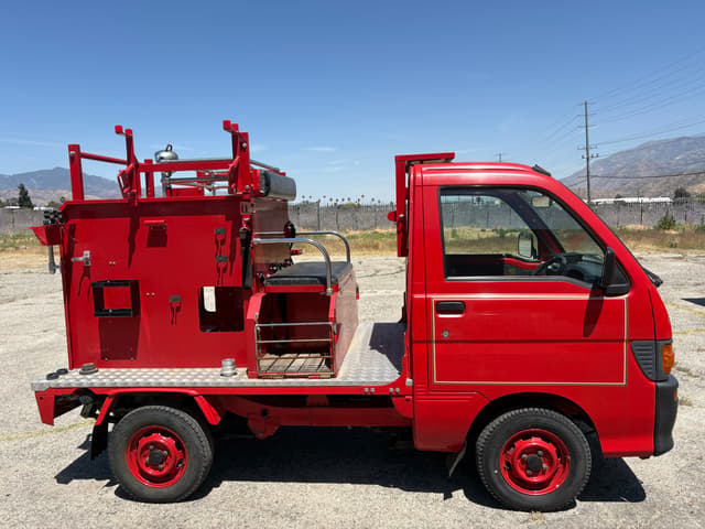 1998 Daihatsu Hijet JDM car for sale — photo 8 of 25