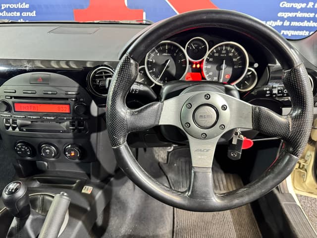 2006 Mazda Roadster (Eunos Roadster / MX-5) JDM car for sale — photo 9 of 25
