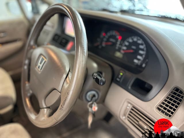2000 Honda Odyssey JDM car for sale — photo 9 of 24